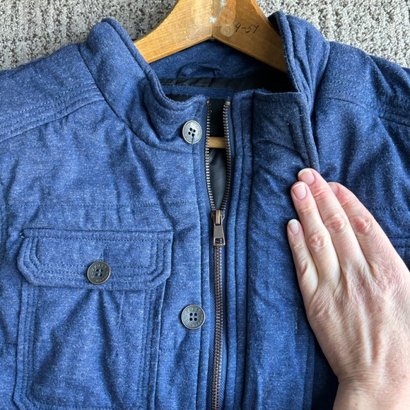 Outpost Makers blue puffer vest size large - Picture 3 of 8